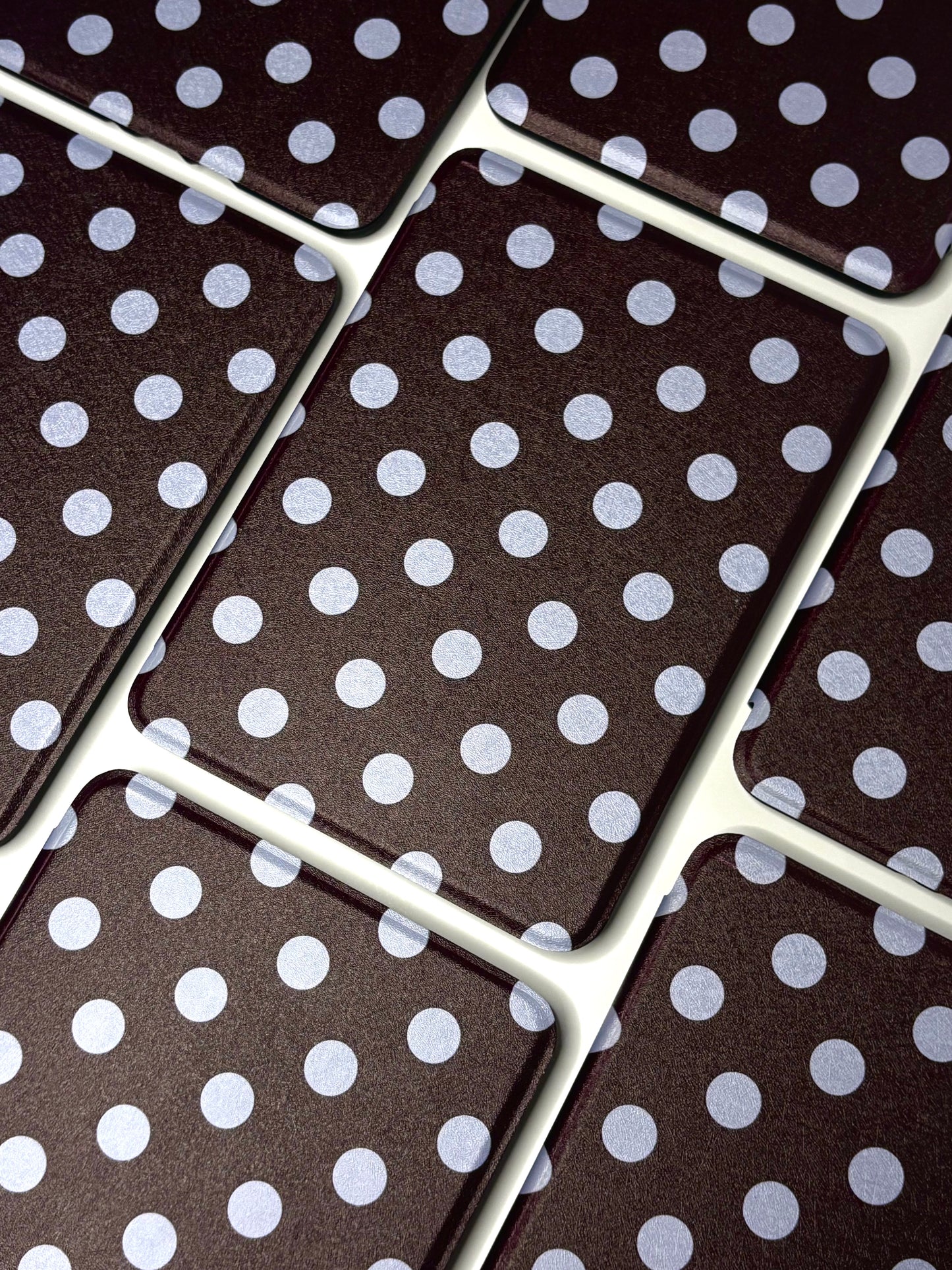 Dot Dot Dot - Kindle Case